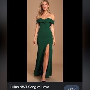 Lulu’s emerald/green maxi dress. No alterations. Only wore once.